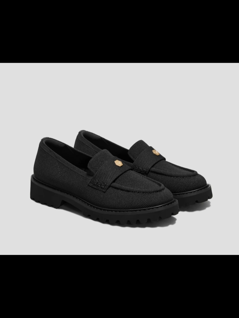 Vivaia Sz 11 Women’s Black Slip-On Loafers